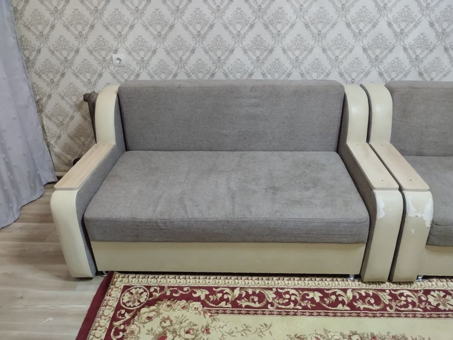 продам диван за 45000 торг