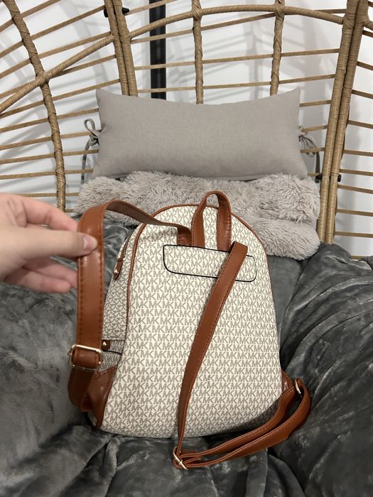 Ghiozdan/Rucsac Michael Kors nou