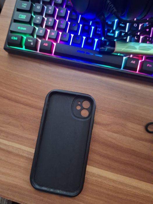 Schimb Iphone 11 cu telefon cu adroid