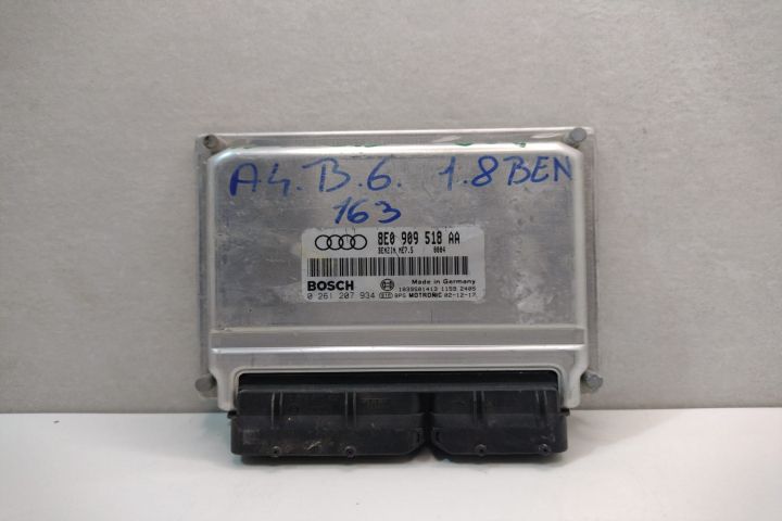 Calculator Motor  Bosch ECU 1.8 T 8E0909518AA / 0281001931 / 28RTE357