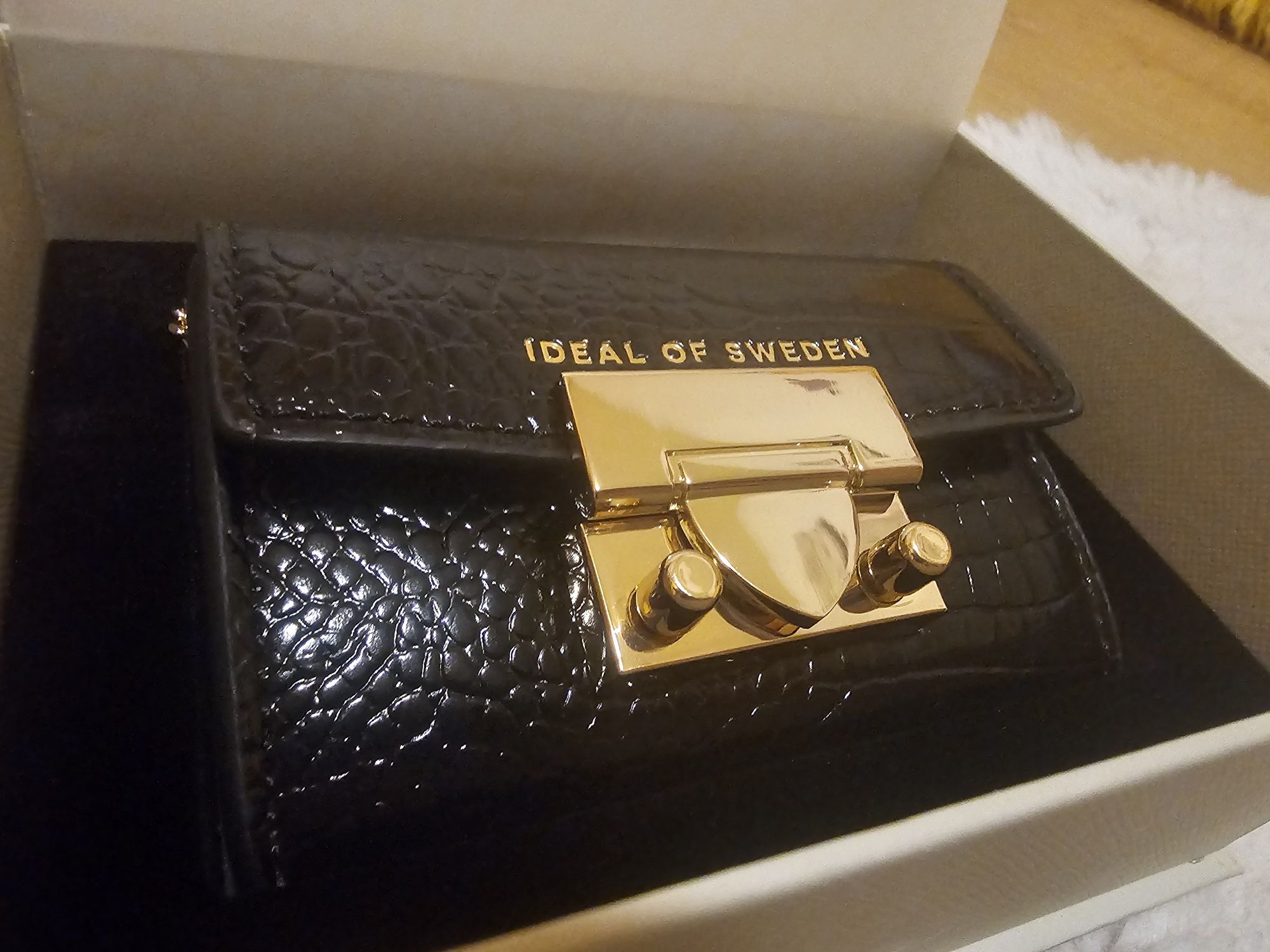 Liv Padlock Wallet neo noir croco Ideal of Sweden