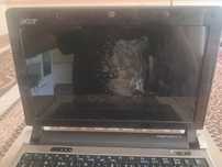 Noutbuk Acer 8 .