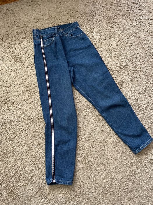 Тъмносини, дамски дънки LCW jeans, носени. Размер 28 (отговаря на М)