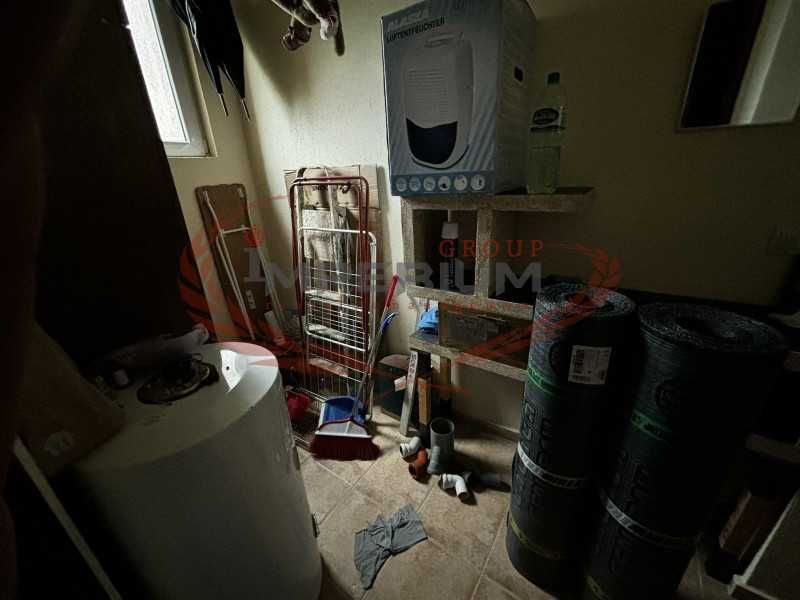ПРОДАВА: Голям тристаен, обзаведен апартамент в затворен к-кс Варна