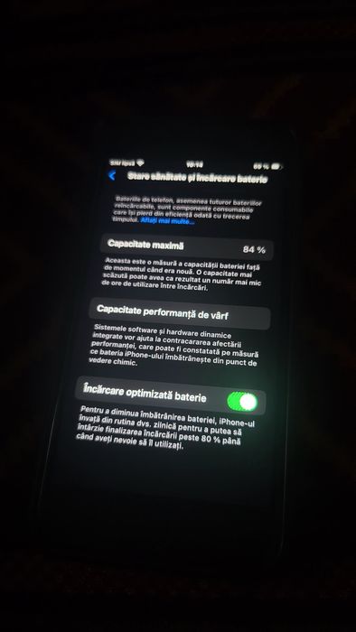 Vand urgent Iphone SE din 2020