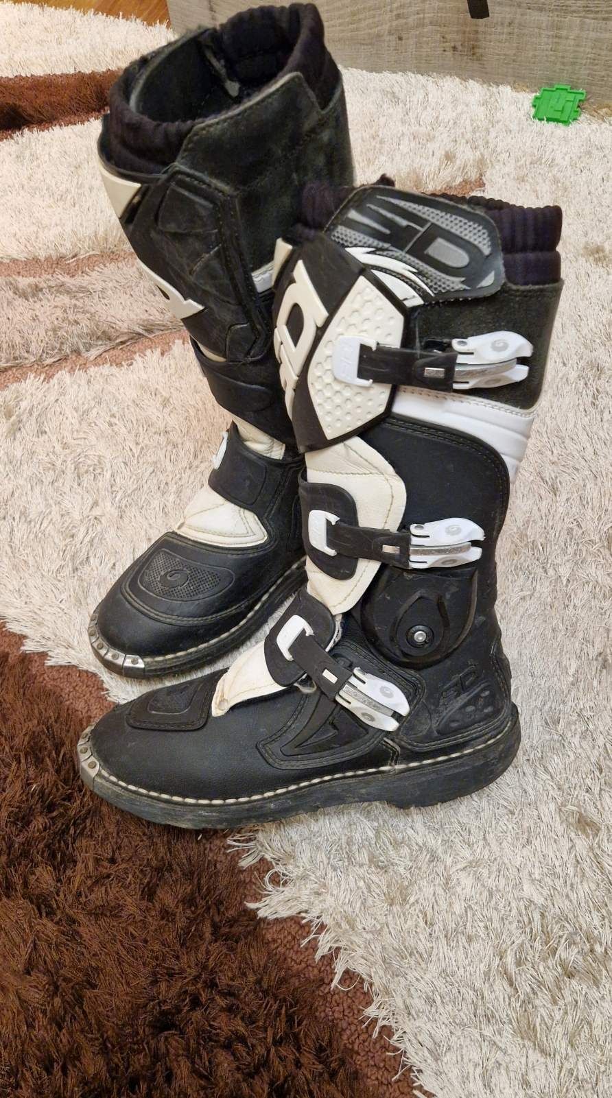 Продавам ботуши SIDI