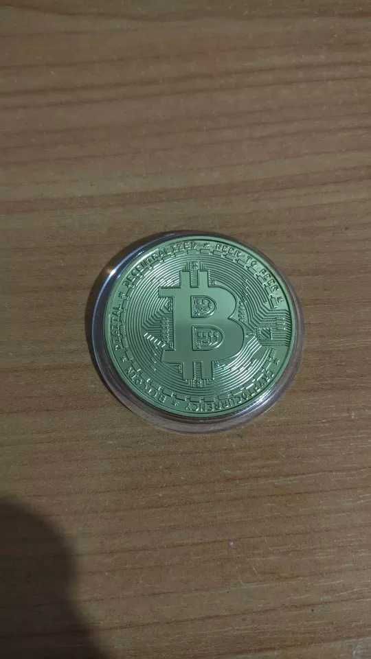 Монета на биткойн