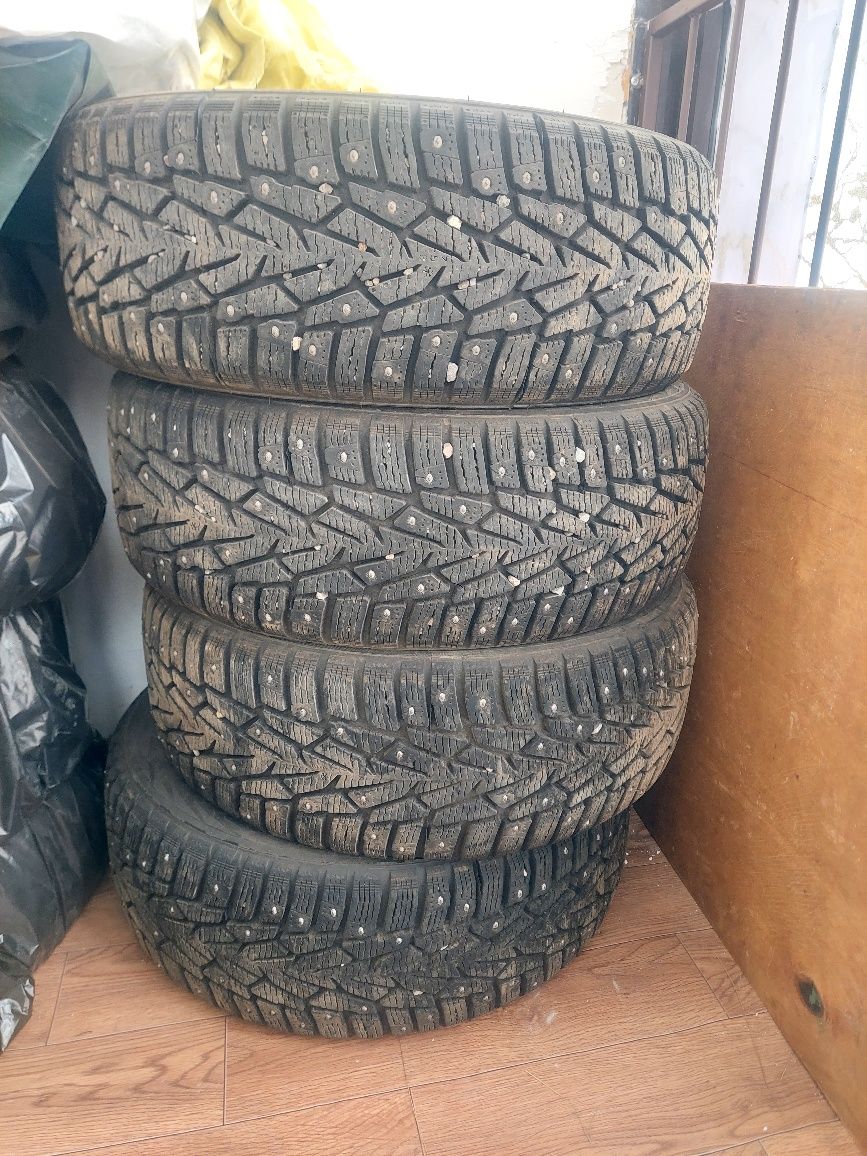 Продам шины Nokian Tyres в отличном состоянии