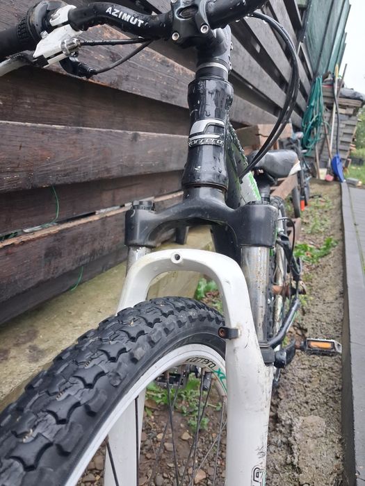 Bicicleta full suspension correra