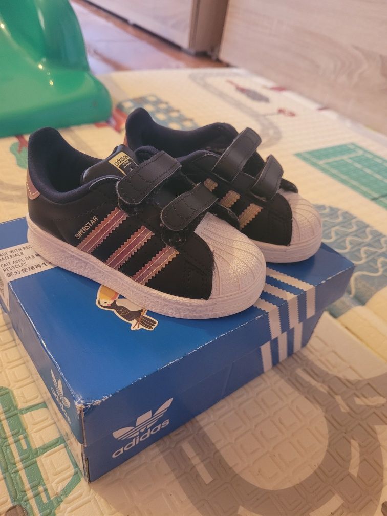 Adidasi Superstar marime 20