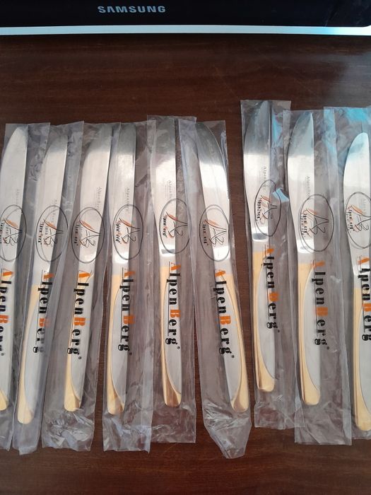 Ложки, вилки, ножи