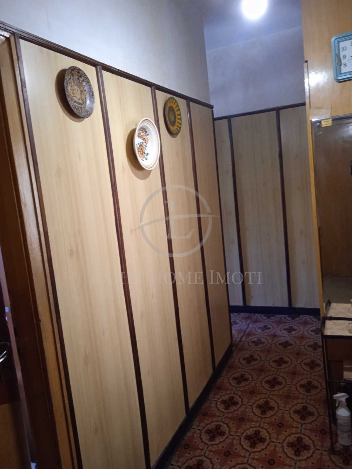 Реф. 1540 Тристаен / Реална квадратура / Камела
