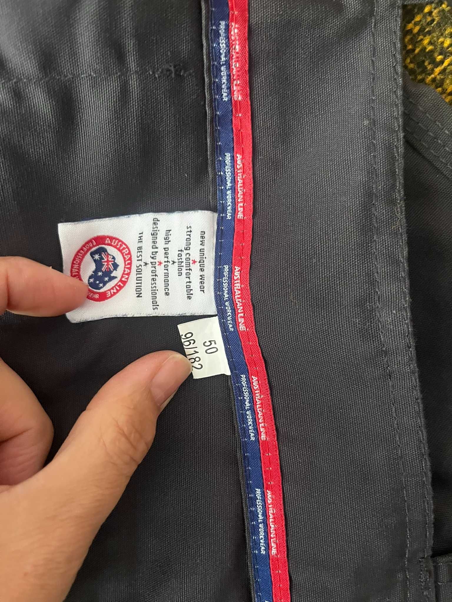 Работен гащеризон на Professional Workwear AUSTRALIAN Line