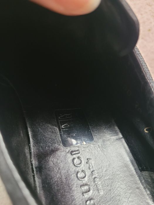 Pantofi Gucci corespunde 37
