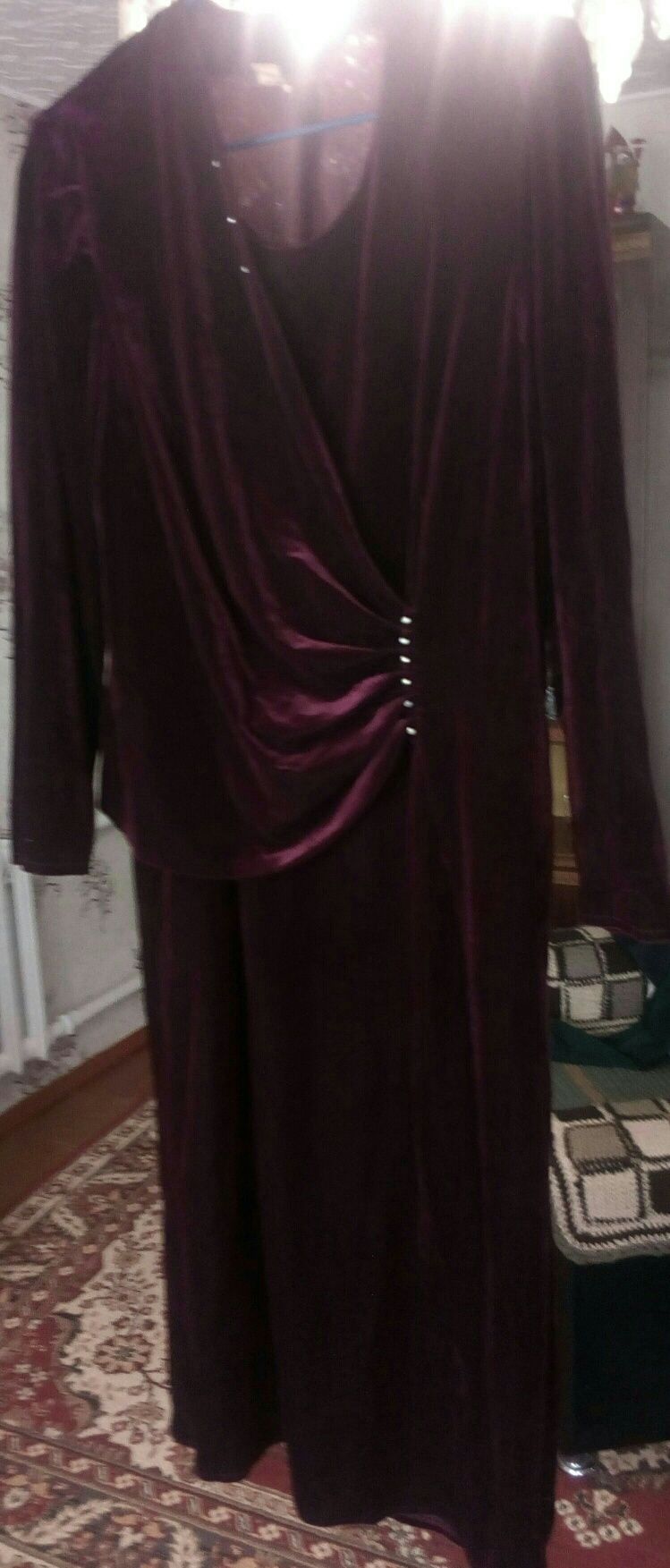 Платье импортное красивое для изящной Женщины бордовое размер 52 - 56