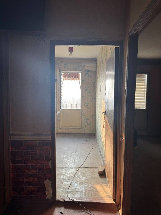 СРОЧНО!!! Продается Сергели-2 Ярмарка 3/6/9 Без ремонта