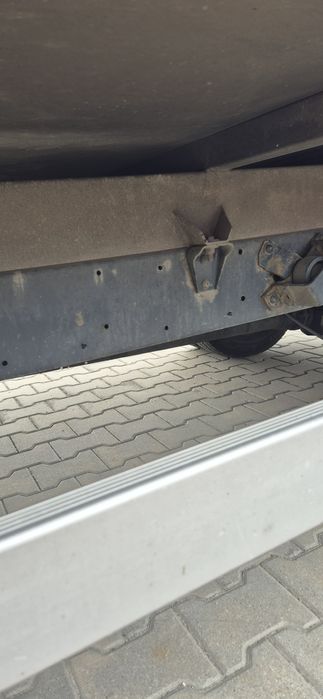 Vand iveco Daily 8 paleti cu lift