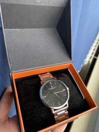 Елегантен часовник Frederic Graff Възможен коментар по цената!