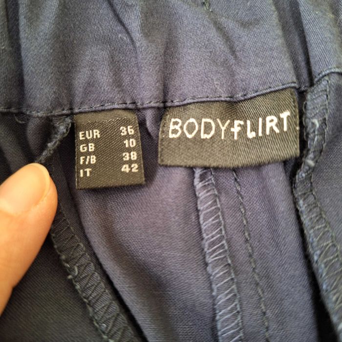 Pantaloni damă tip office