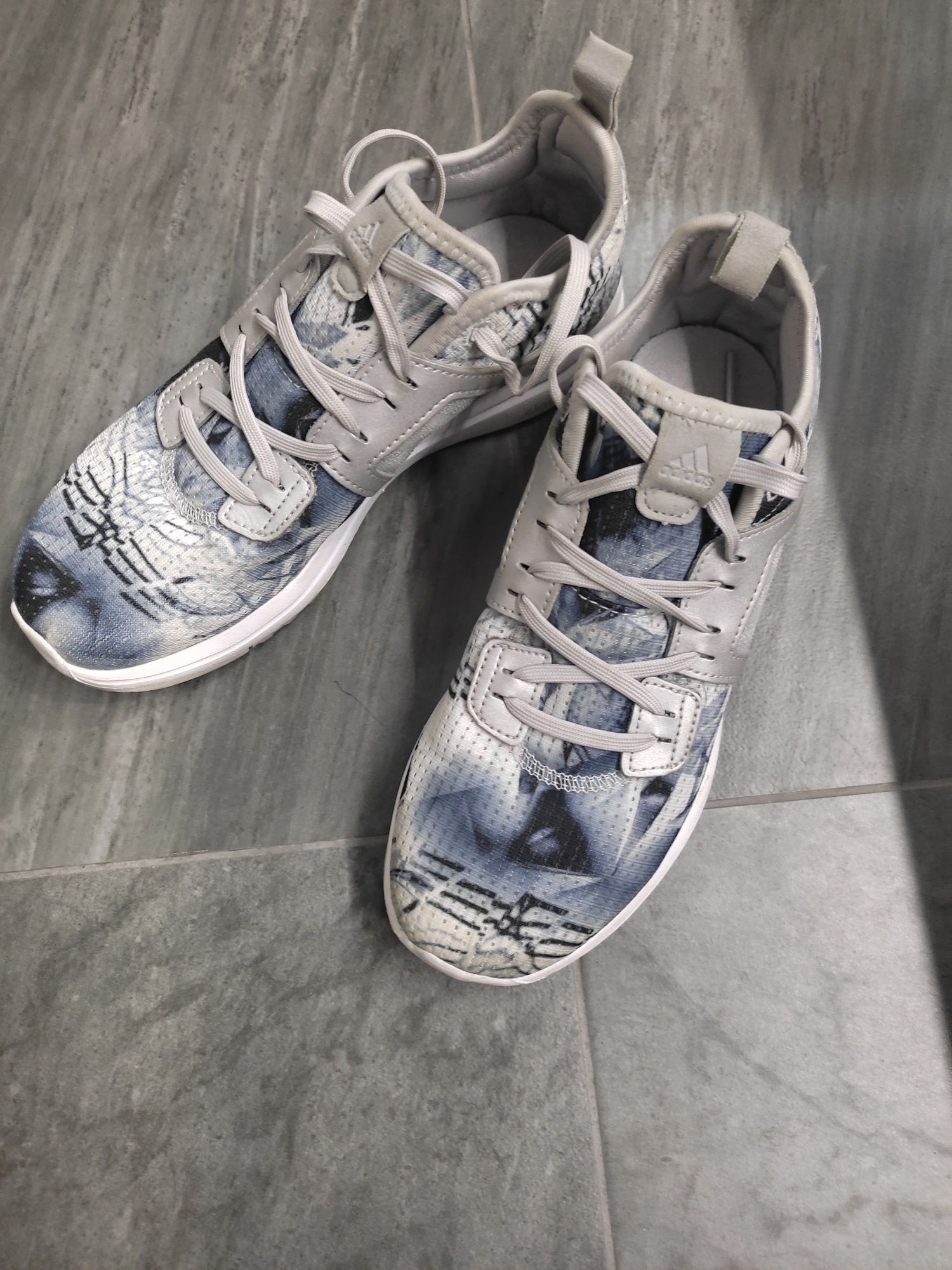Маратонки Adidas