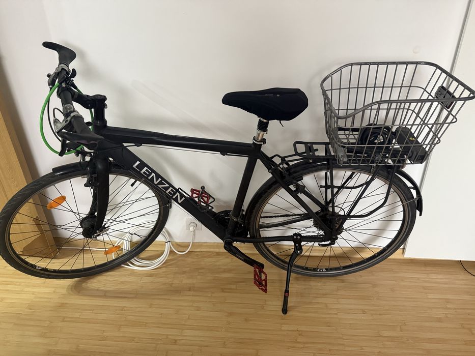 Vând bicicleta șosea