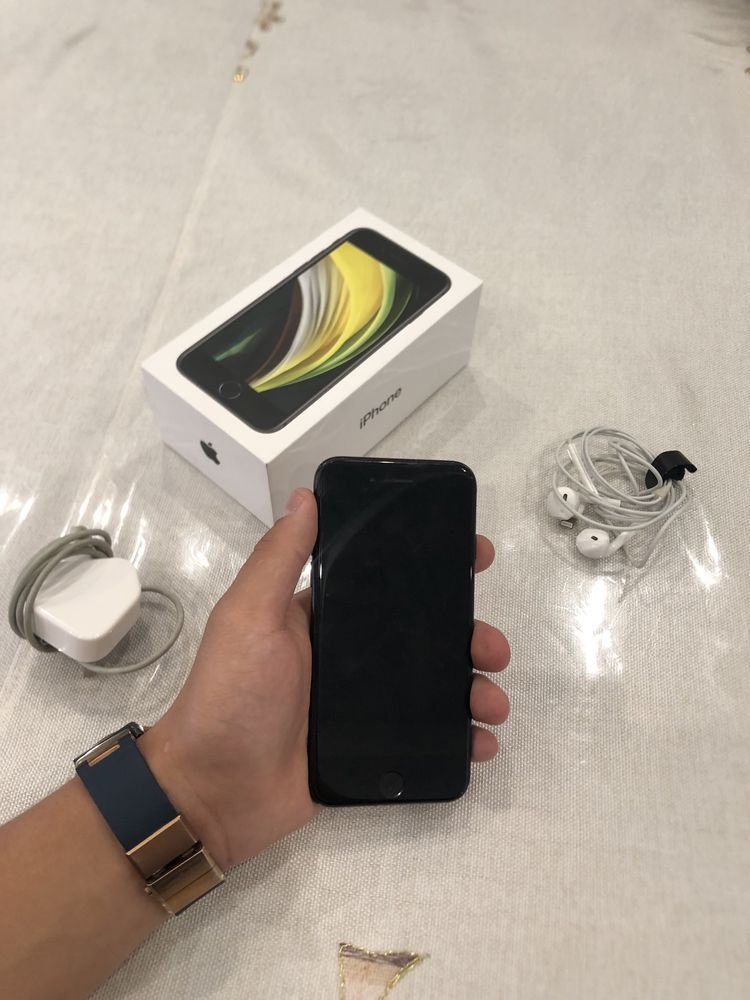 Iphone se 2020 74% 128GB