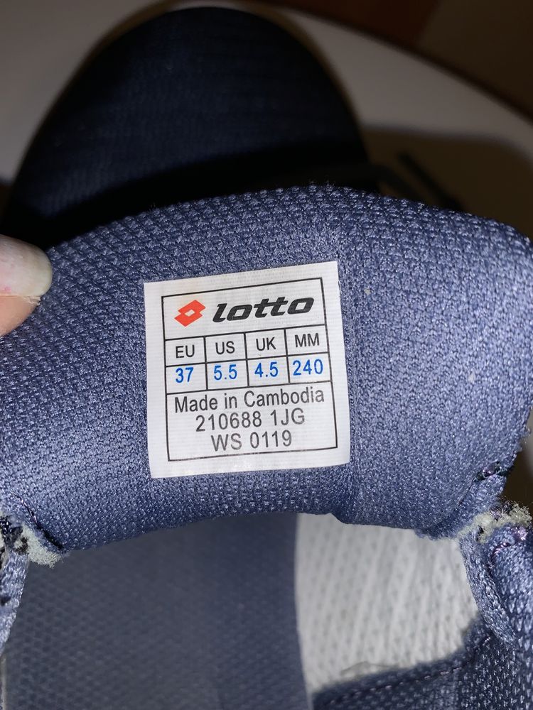 Pantofi sport Lotto, marimea 37