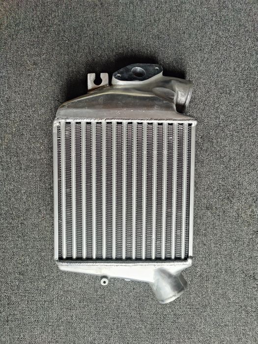 OFERTA Intercooler Sport compatibil cu Subaru Impreza WRX (10-15)