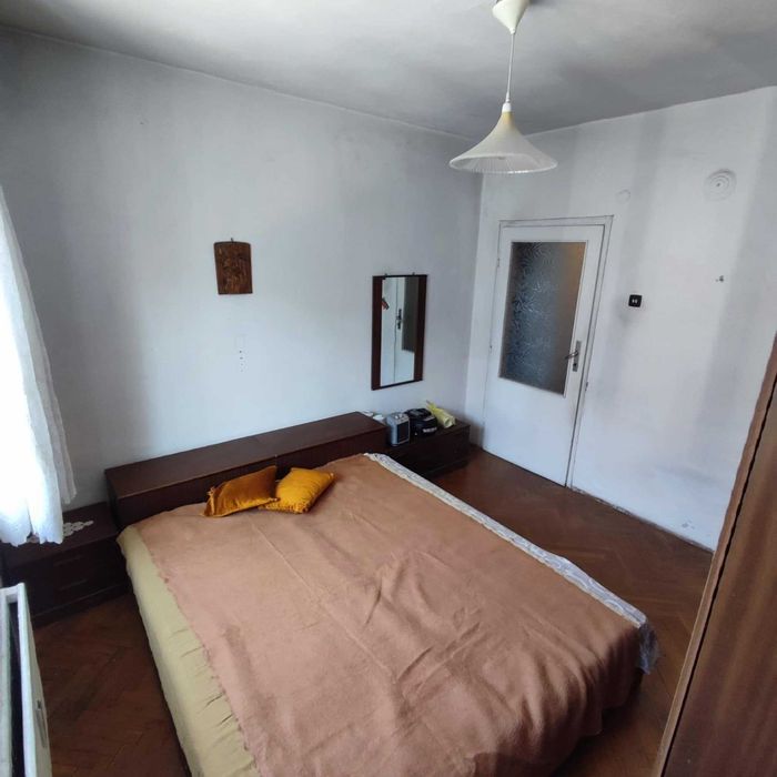 Продава се Четиристаен апартамент в Шумен, Пазара - 97 кв.м за 1210 €/кв.м - Снимка #6