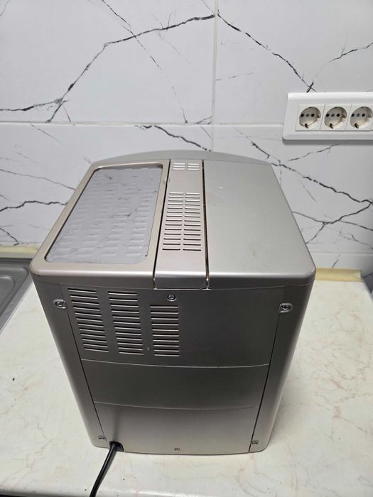 Espressor Automat DeLonghi Magnifica ESAM 3400.S Aparat cu Cafea Boabe