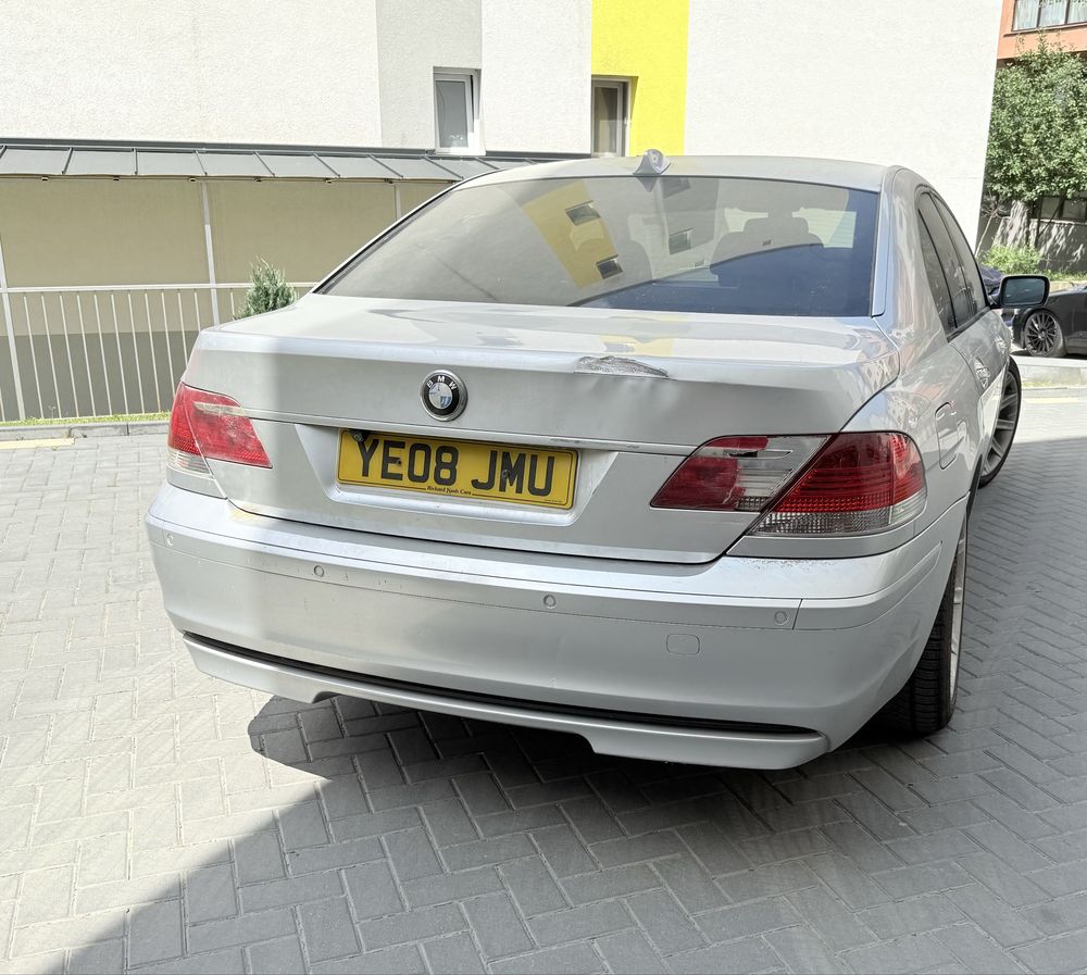 BMW 730d.