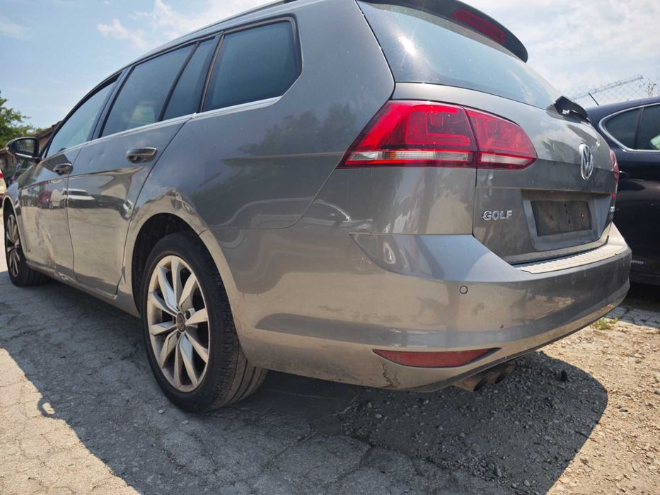 На части VW golf 7 Комби 2.0д ръчка Dynaudio 85 000 Volkswagen Голф