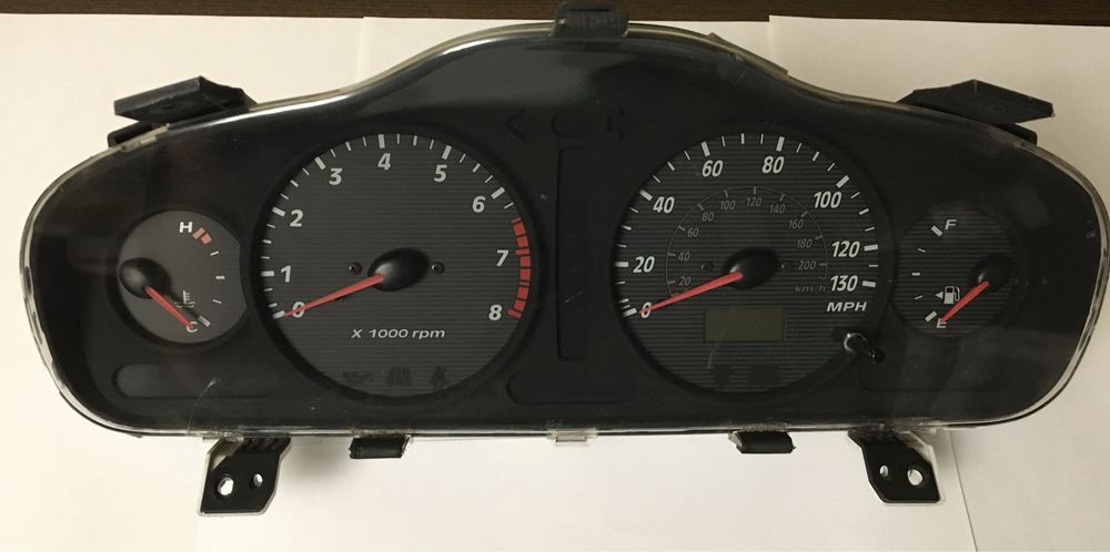 Панель приборов Hyundai Santa Fe 1 поколения