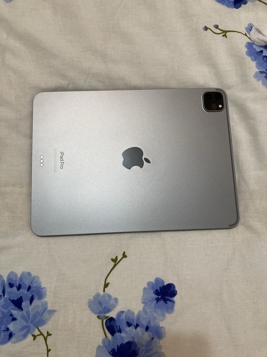 Apple iPad Pro 2022 (4-inch) Wi-Fi 11 дюйм 8 Гб/256 Гб серый