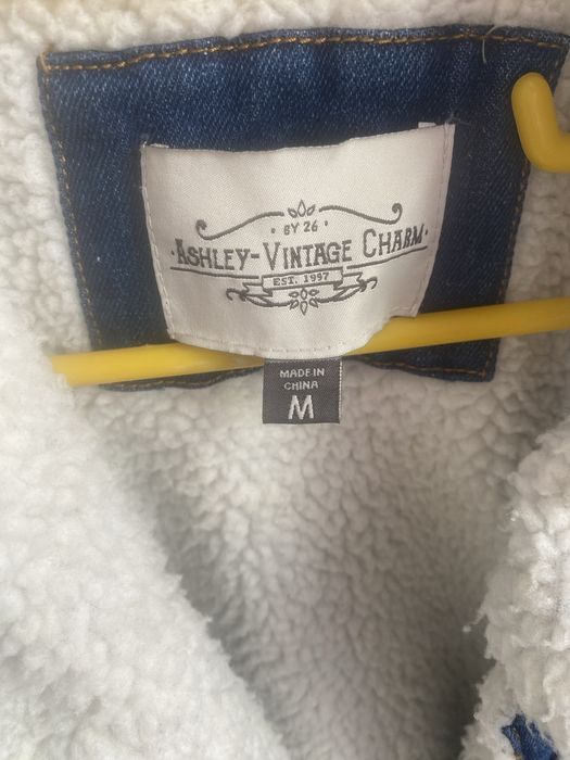 geaca de blug imblanita