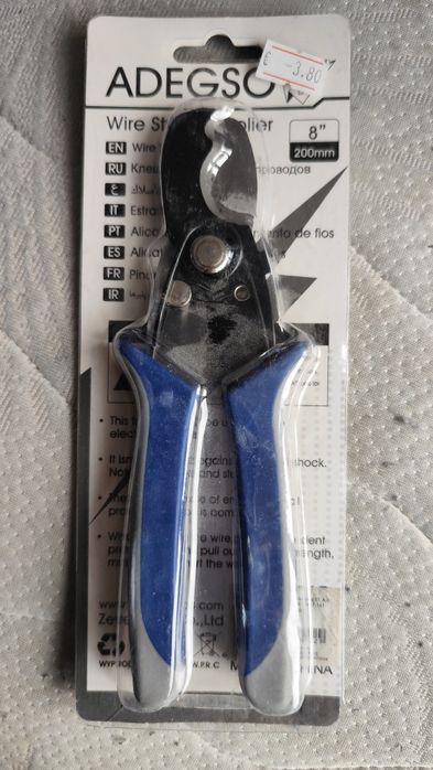 Инструменти Клещи , трион , прекъсвач Legrand