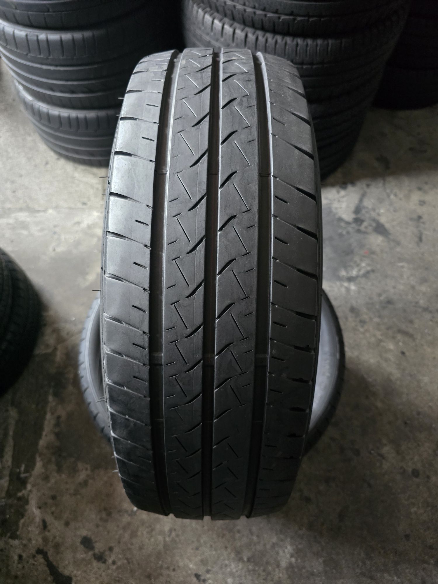 Bridgestone 225/65 R16 C 112/110T vară