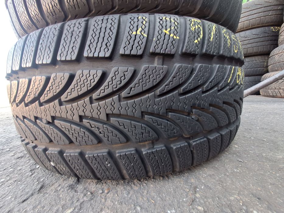 2 anvelope iarna 225/45r17  Nokian Montaj Gratuit