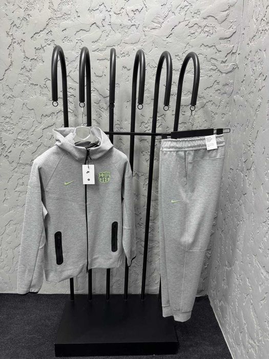 Nike Tech Fleece Мъжки Екипи - Премиум - Колекция 2025/26
