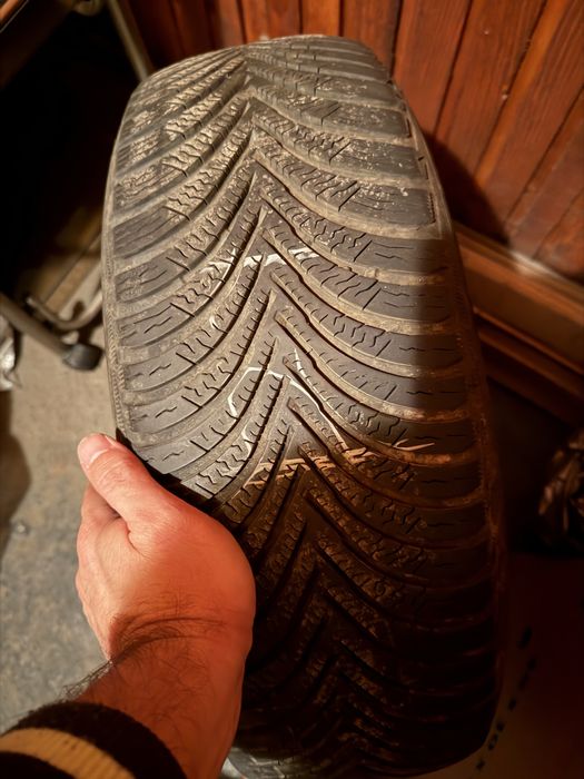 Зимни гуми Michelin 195/65/R15 с джанти за Chrysler PT Cruiser