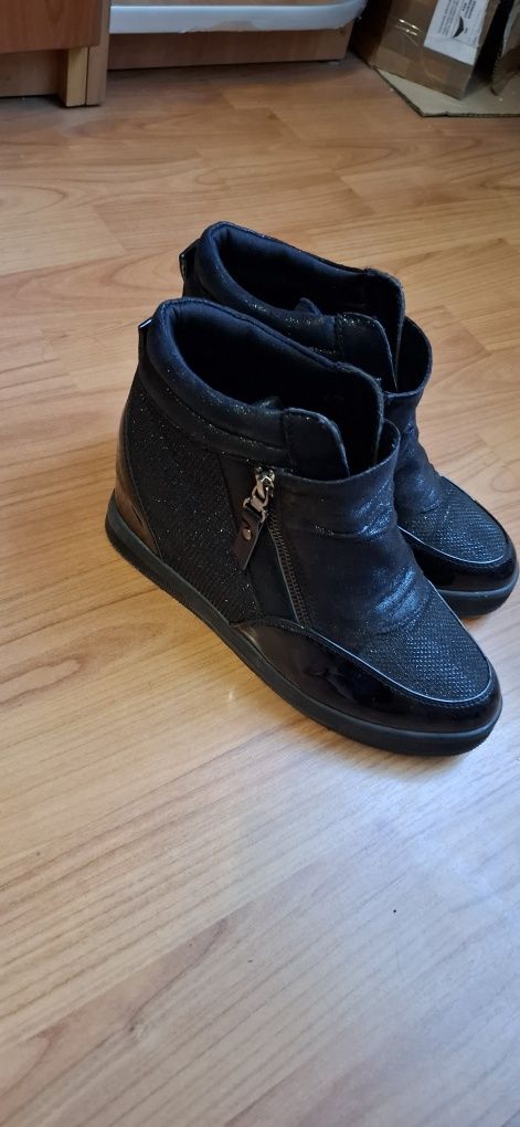 Ghetuțe elegante