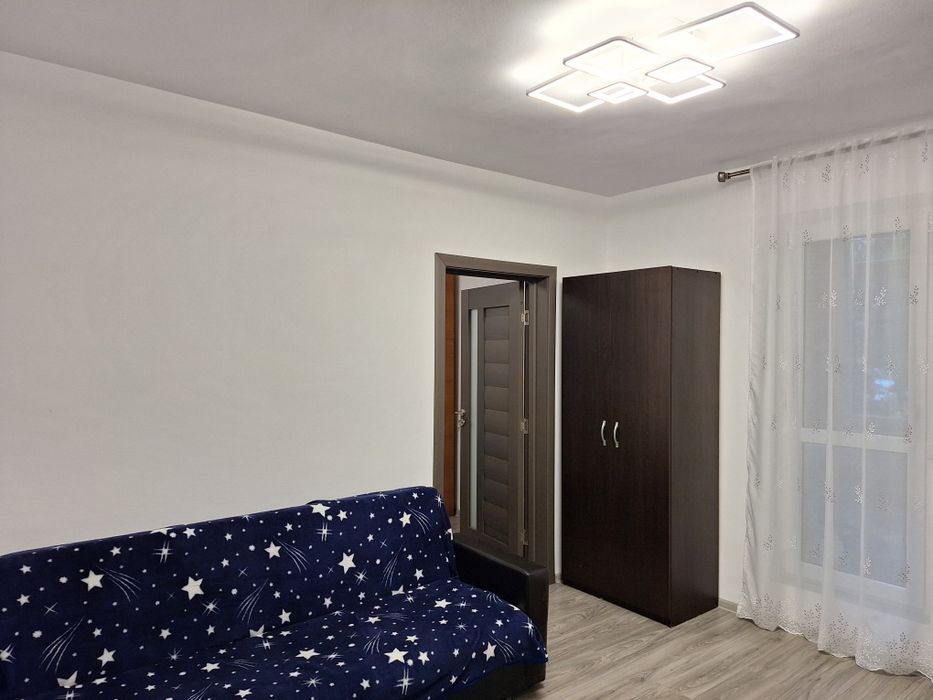 Închiriez apartament 2 camere Podu Ros  Aleea Nicolina nr 2