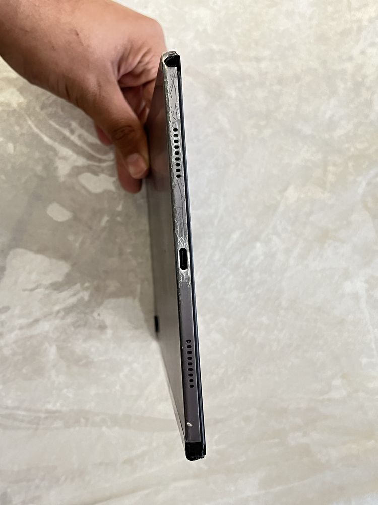 Samsung Tab A8 .