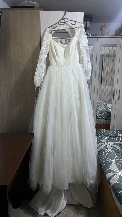 Vând rochie mireasa purtată o singura data,800 lei