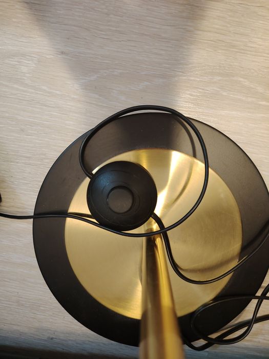 Lampadar modern cu 3 spoturi reglabile