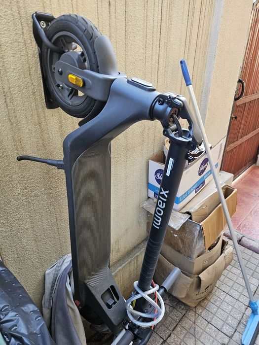 Trotineta xiaomi 4 lite Gen2 aproape noua