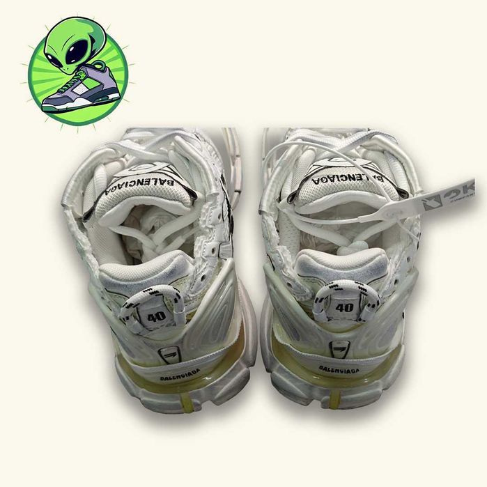 Balenciaga Runner White Graffiti