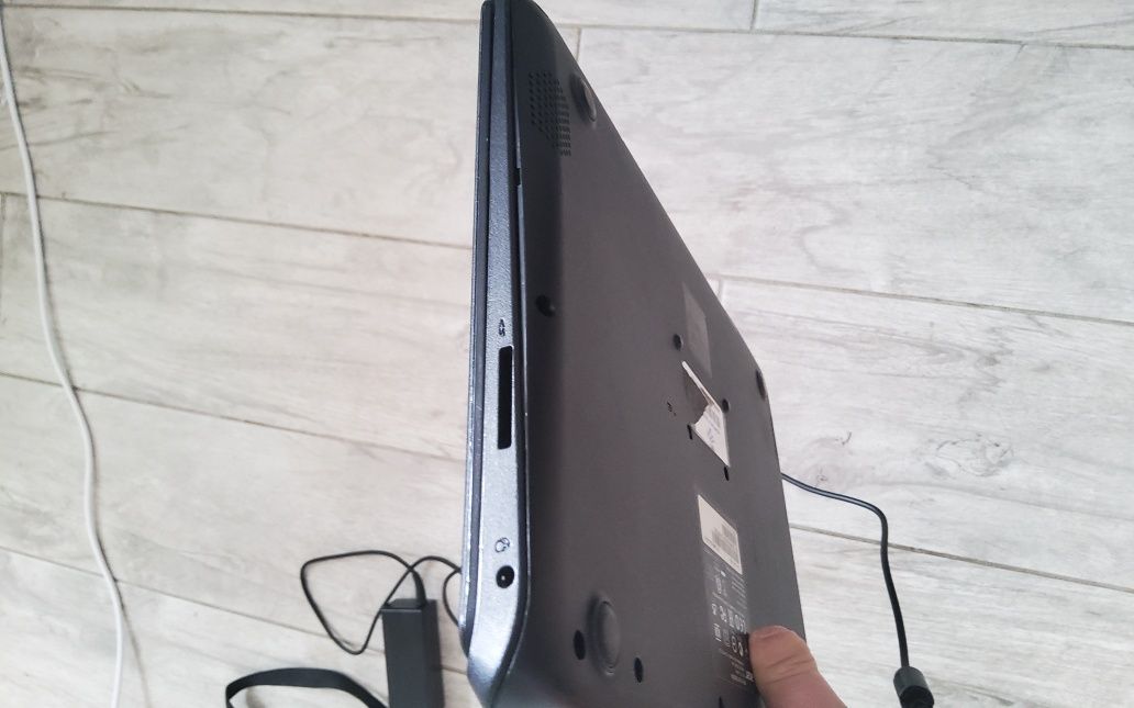 Laptop Acer ES 1 - 111 functional