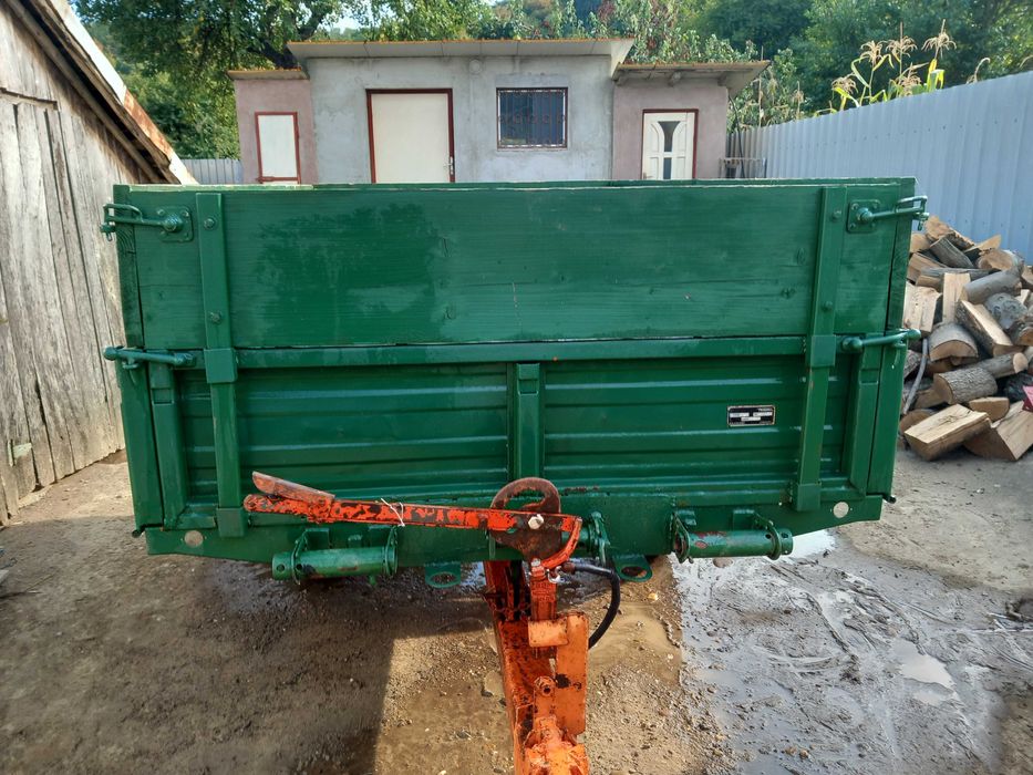 Remorca pasquali basculabila