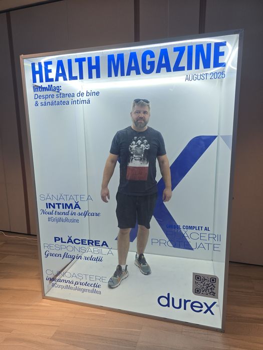 Cabina telefonica - Audio / Video Guestbook  - Vogue Booth - Magazine